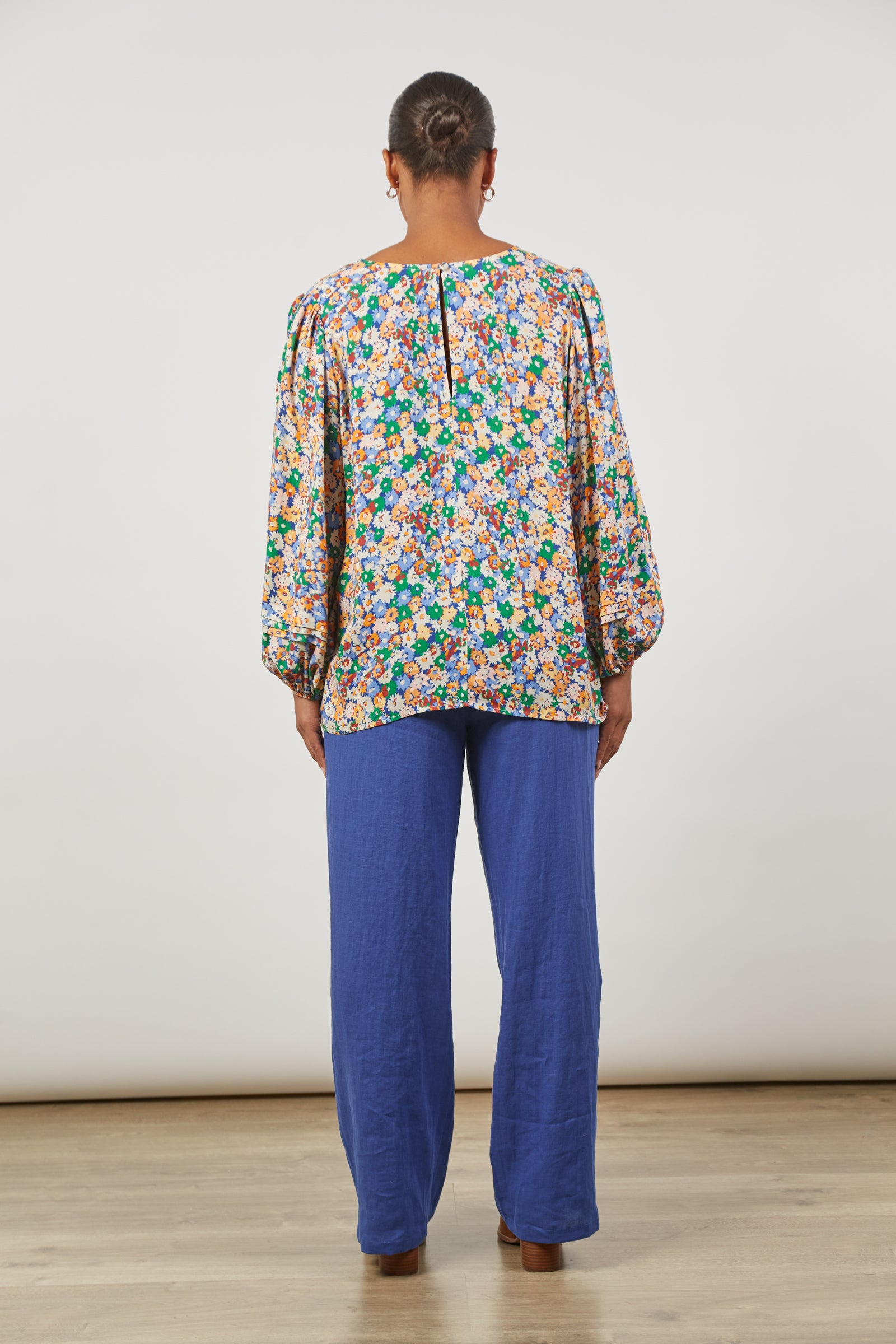 Euphoria V Blouse - Meadow Bloom - Isle of Mine Clothing - Top L/S Dressy