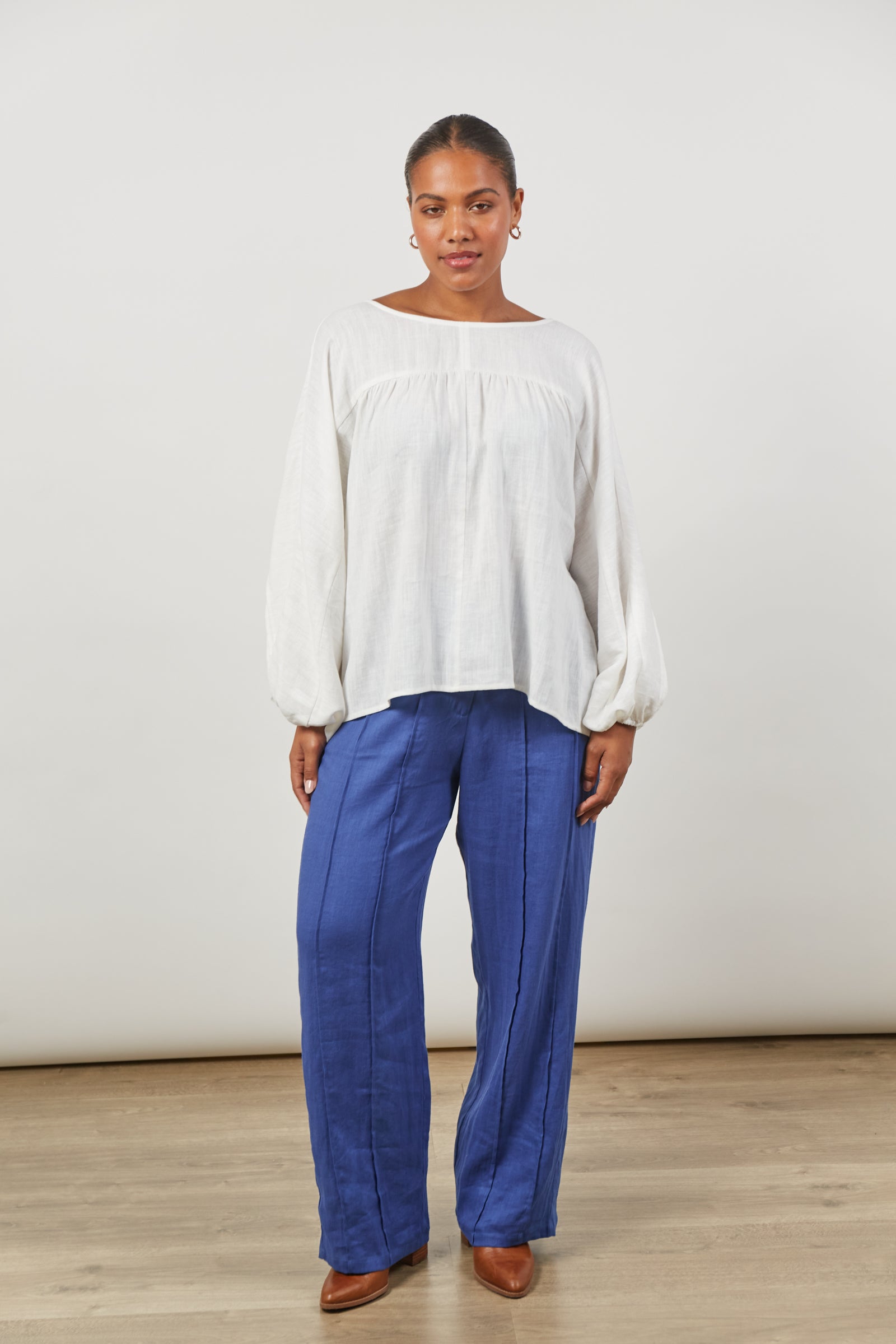 Panorama Tuck Blouse - Dove - Isle of Mine Clothing - Top L/S Linen