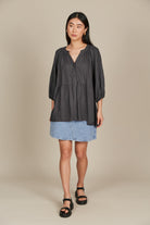 Amelie Button Top - Graphite - Isle of Mine Clothing - Top S/S Linen One Size