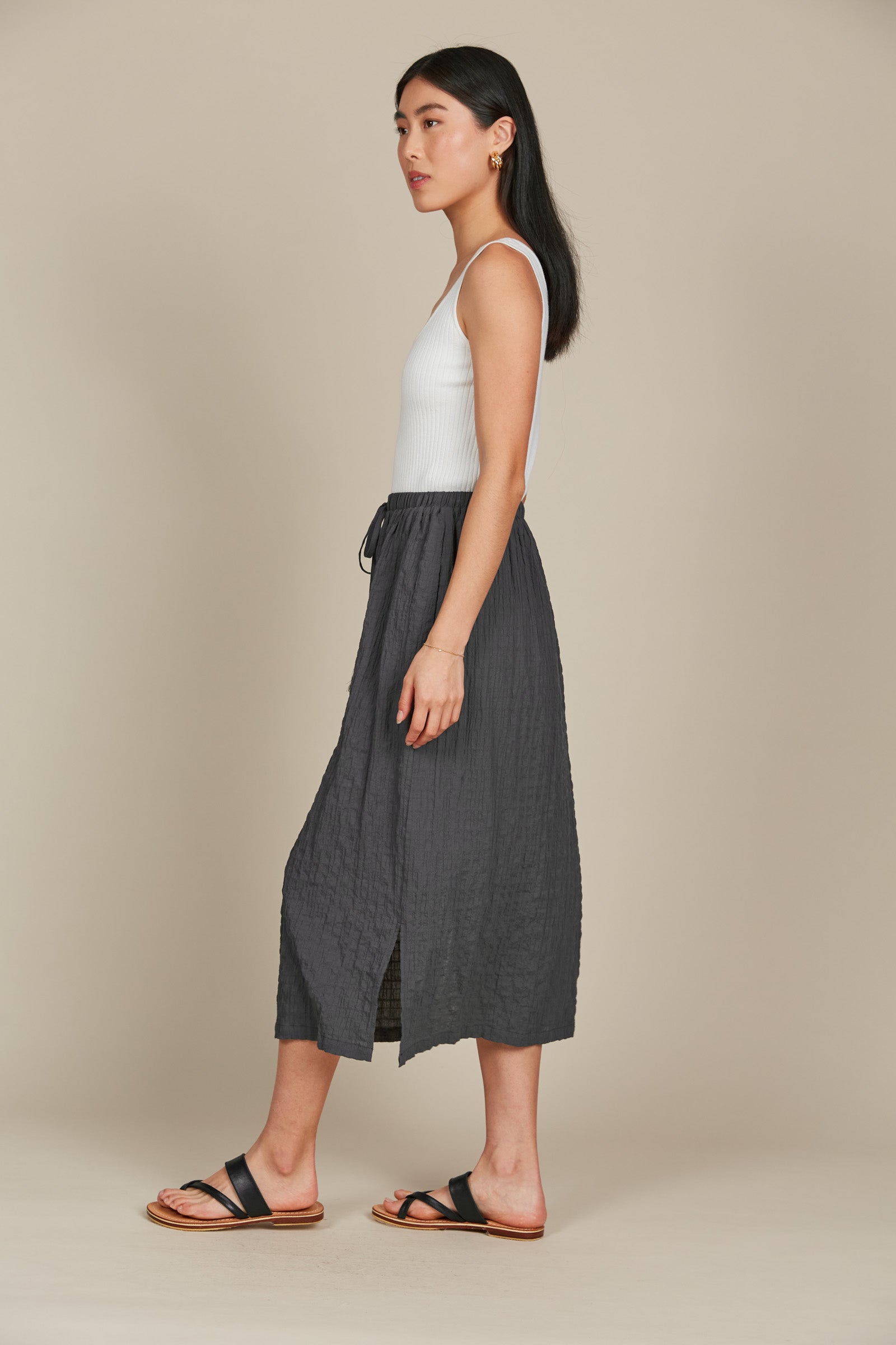 Fleur Skirt - Graphite - Isle of Mine Clothing - Skirt Mid