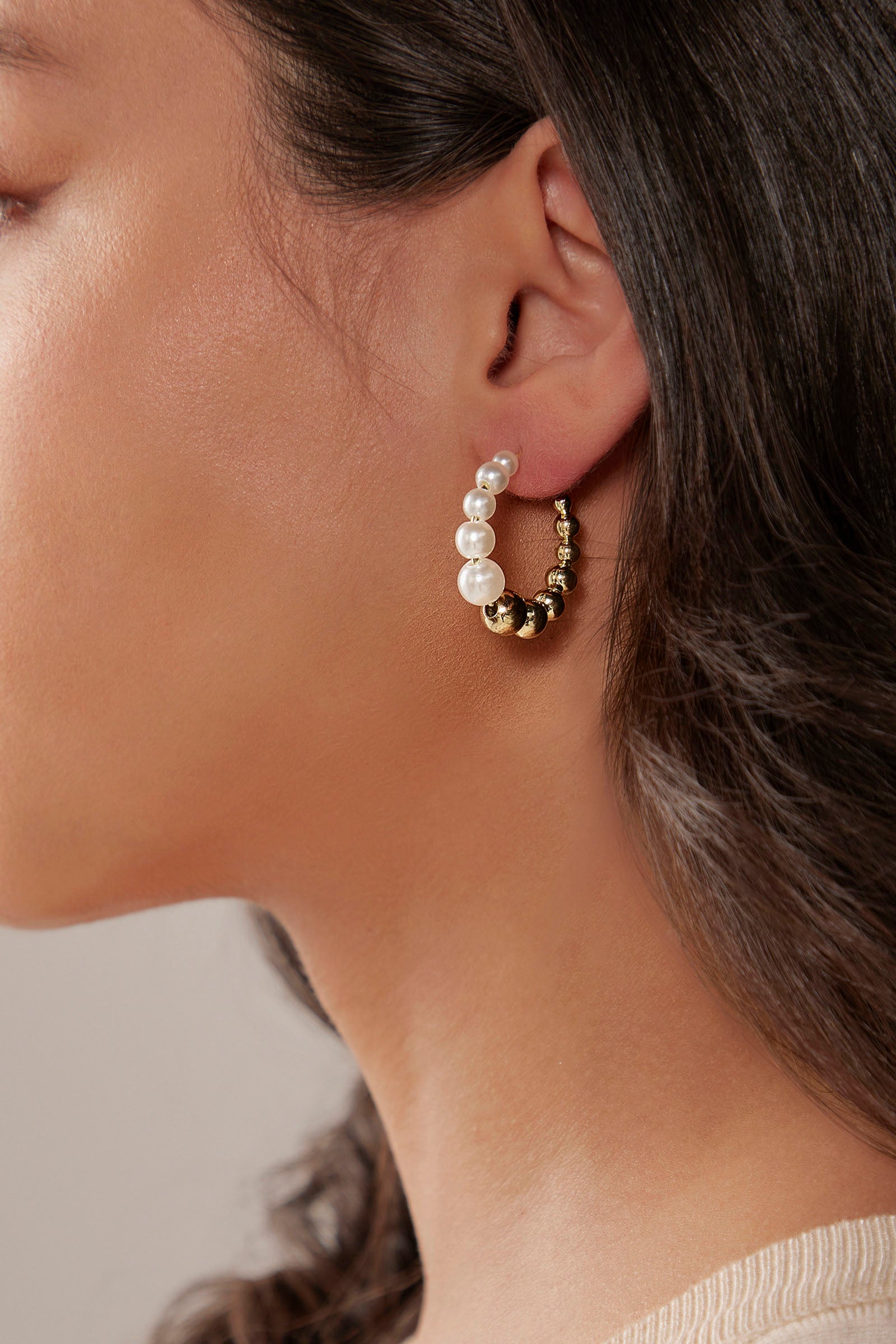 Sabine Earring - Gold Pearl - Isle of Mine Earring